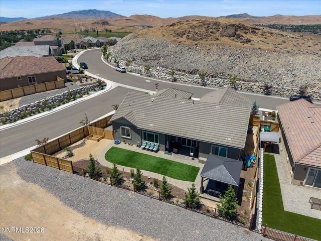 1227 Silver View Circle, Sparks, NV 89436