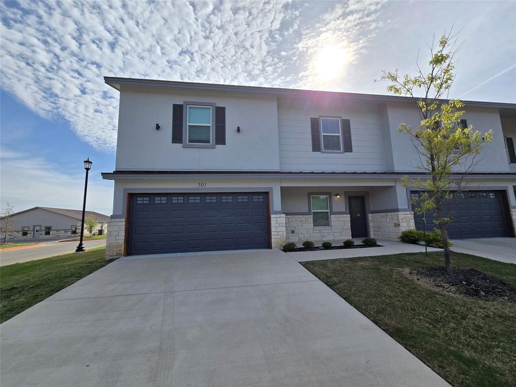 2105 Tiger TRL 501, Round Rock, TX 78665