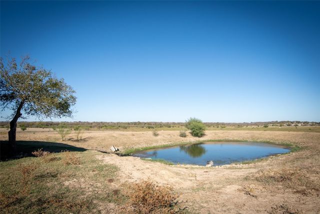 10401 Fm 619 RD, Taylor, TX 76574