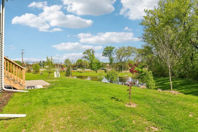 8 Liam Court, Algonquin, IL 60102