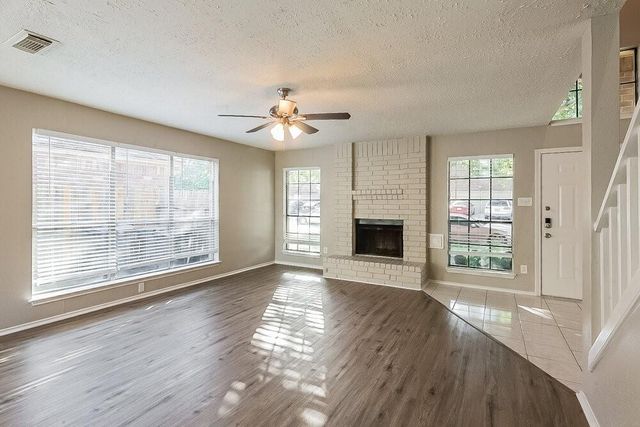 1909 Wildwood Ridge Drive, Missouri City, TX 77489