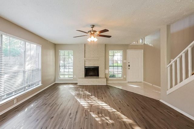 1909 Wildwood Ridge Drive, Missouri City, TX 77489