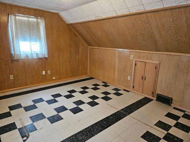 213 23rd Avenue N, Fargo, ND 58102
