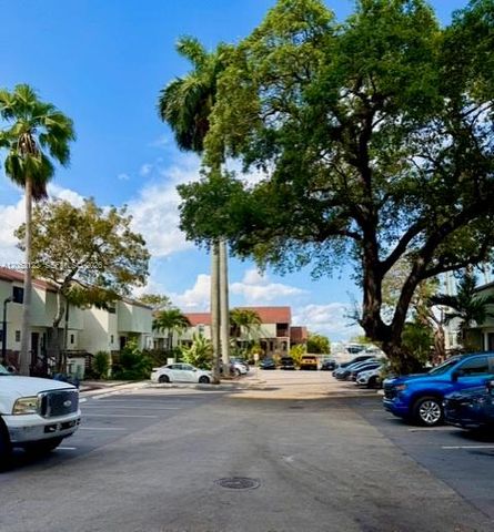 1901 S River Drive 22C, Miami, FL 33125