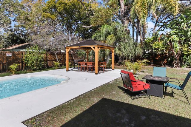 1108 E CHELSEA STREET, Tampa, FL 33603