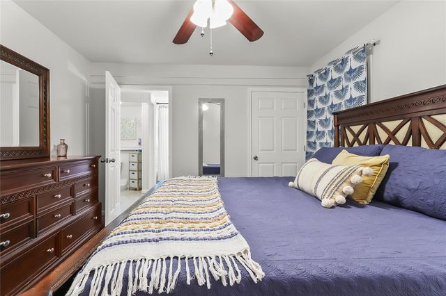 1108 E CHELSEA STREET, Tampa, FL 33603