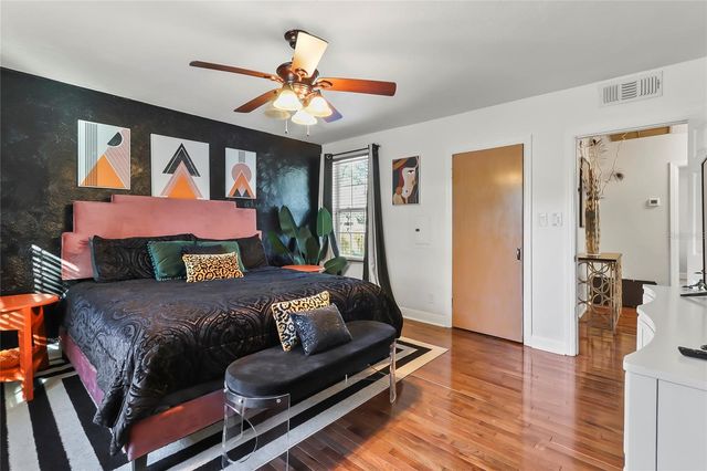 1108 E CHELSEA STREET, Tampa, FL 33603