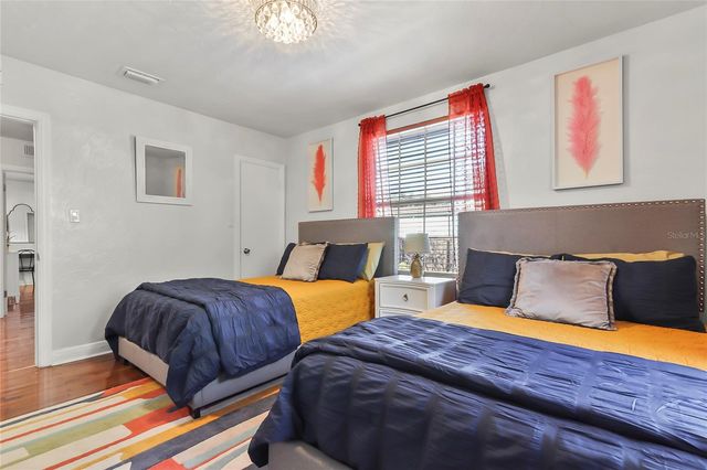 1108 E CHELSEA STREET, Tampa, FL 33603