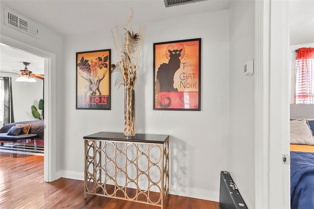 1108 E CHELSEA STREET, Tampa, FL 33603