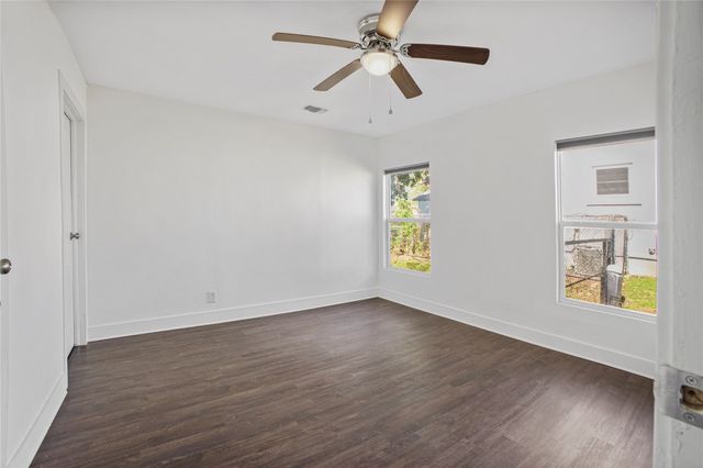 3027 Southland Street, Dallas, TX 75215