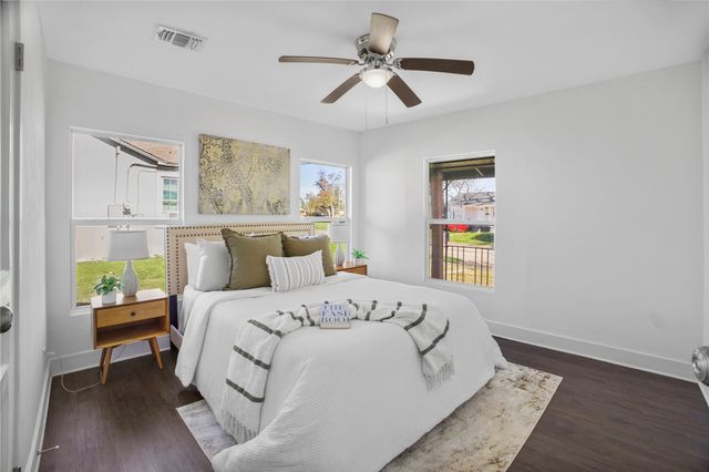 3027 Southland Street, Dallas, TX 75215