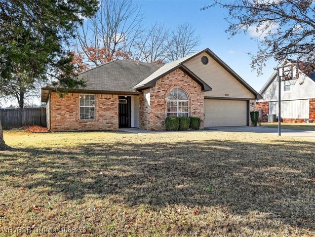 1011 Fairview Lane, Greenwood, AR 72936