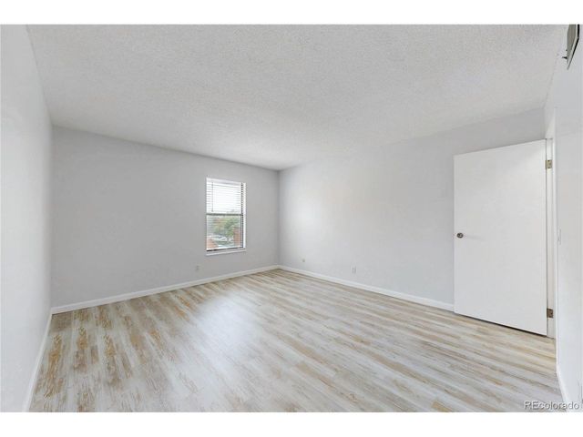 211 Wright St 308, Lakewood, CO 80228