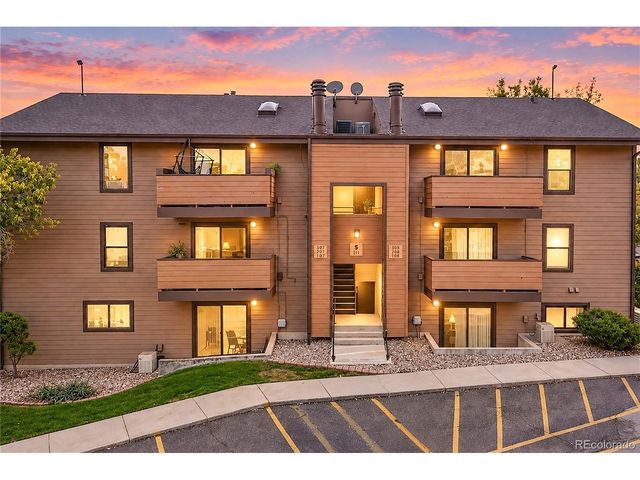 211 Wright St 308, Lakewood, CO 80228
