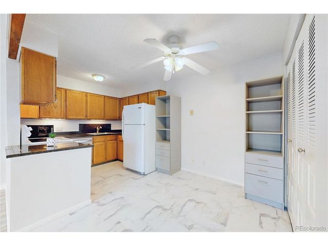 211 Wright St 308, Lakewood, CO 80228