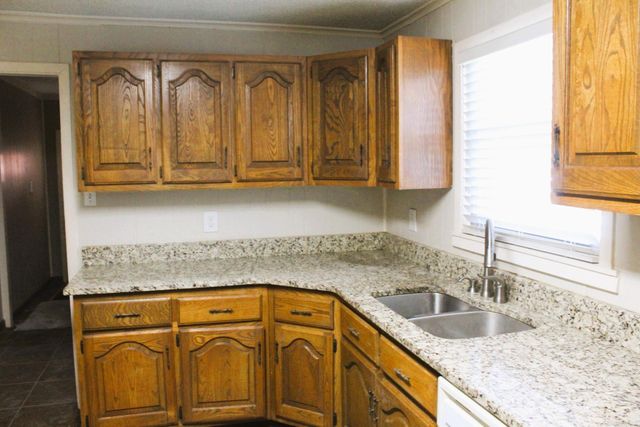 124 Valley Drive, Helena, AR 72342