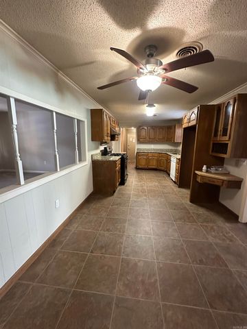 124 Valley Drive, Helena, AR 72342