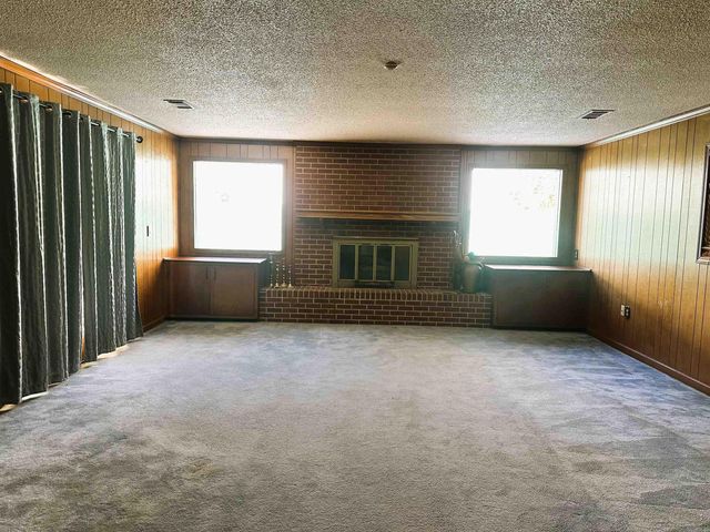 124 Valley Drive, Helena, AR 72342