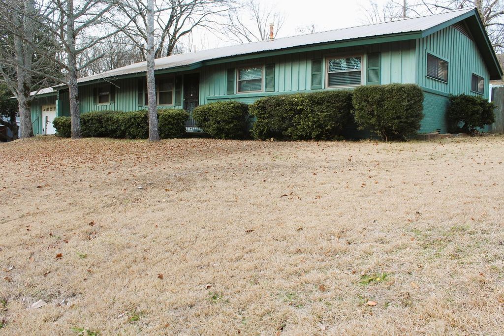 124 Valley Drive, Helena, AR 72342