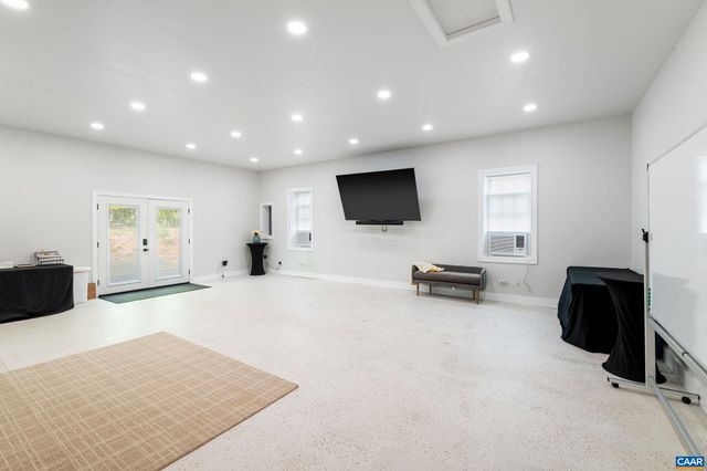 21 THURMAN RD, Troy, VA 22974