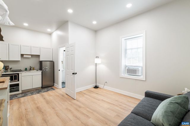 21 THURMAN RD, Troy, VA 22974