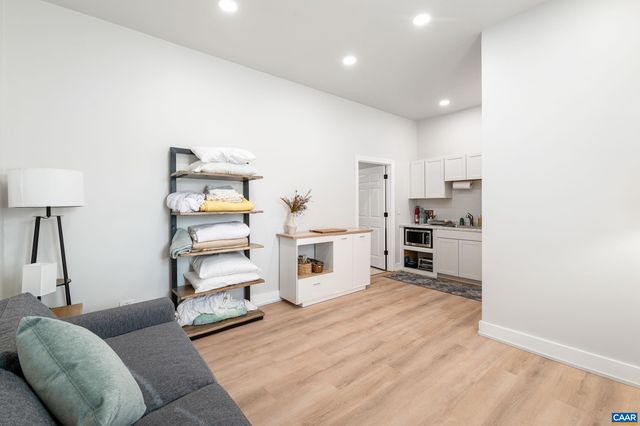 21 THURMAN RD, Troy, VA 22974