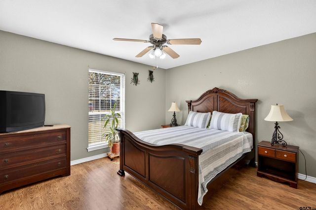 110 Memorial Drive, Gun Barrel City, TX 75156