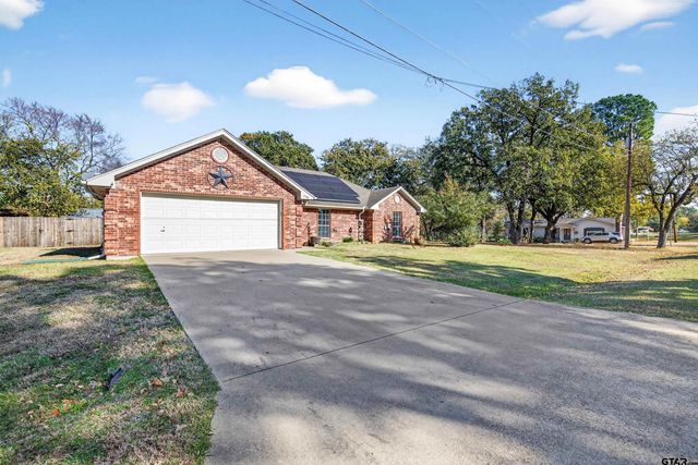 110 Memorial Drive, Gun Barrel City, TX 75156
