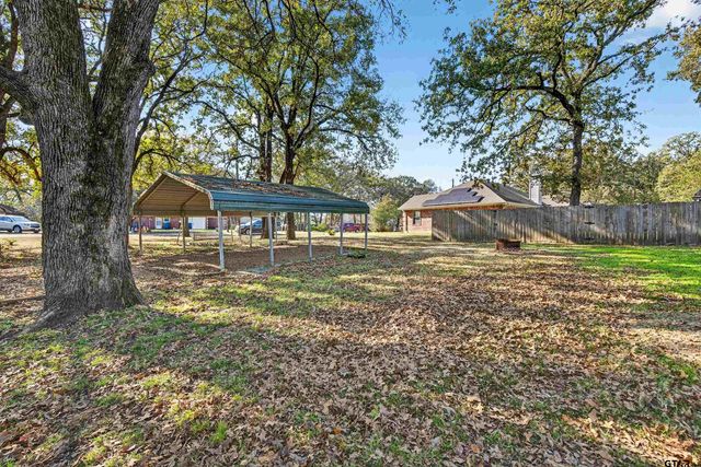 110 Memorial Drive, Gun Barrel City, TX 75156