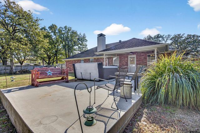 110 Memorial Drive, Gun Barrel City, TX 75156