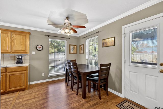 110 Memorial Drive, Gun Barrel City, TX 75156