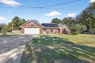 110 Memorial Drive, Gun Barrel City, TX 75156