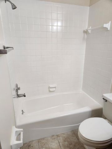 1749 N Congress Avenue C, West Palm Beach, FL 33401