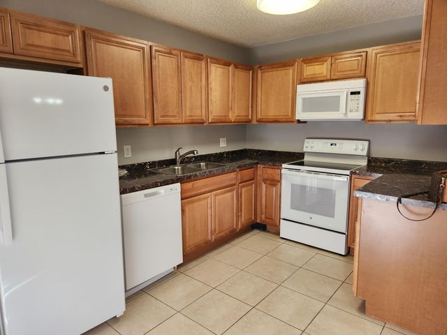 1749 N Congress Avenue C, West Palm Beach, FL 33401