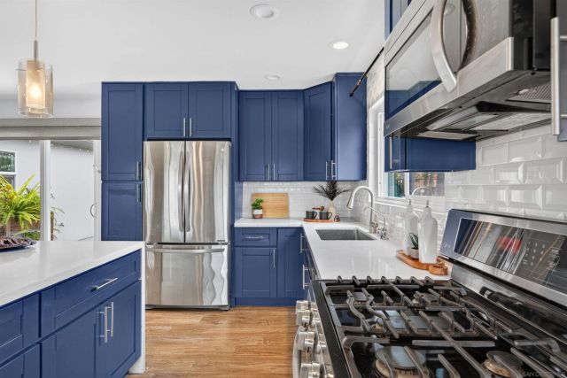 4852 Kings Way, San Diego, CA 92117