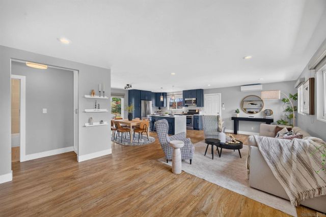4852 Kings Way, San Diego, CA 92117
