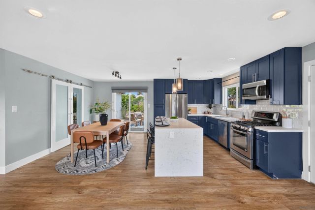 4852 Kings Way, San Diego, CA 92117