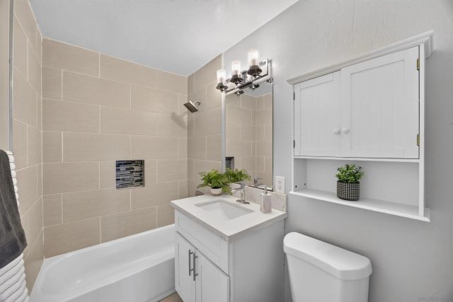 4852 Kings Way, San Diego, CA 92117