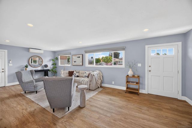 4852 Kings Way, San Diego, CA 92117