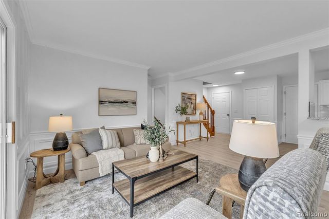 1264 Jay Street, Waterford, MI 48327