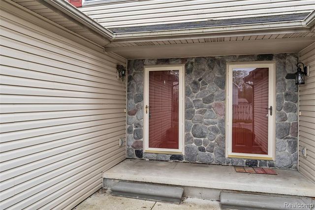 1264 Jay Street, Waterford, MI 48327