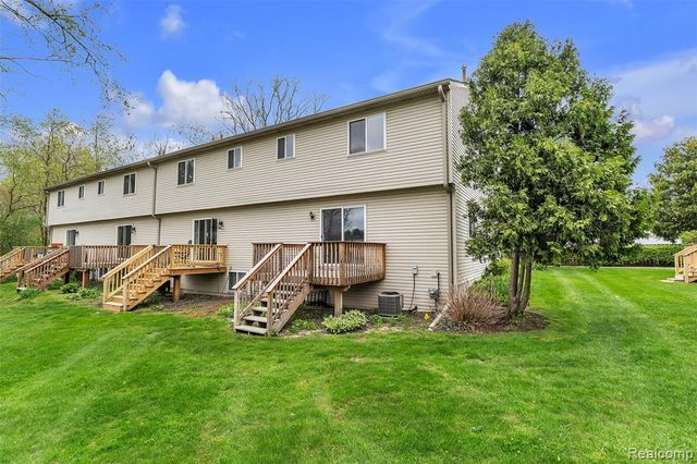 1264 Jay Street, Waterford, MI 48327