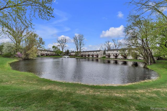 1264 Jay Street, Waterford, MI 48327
