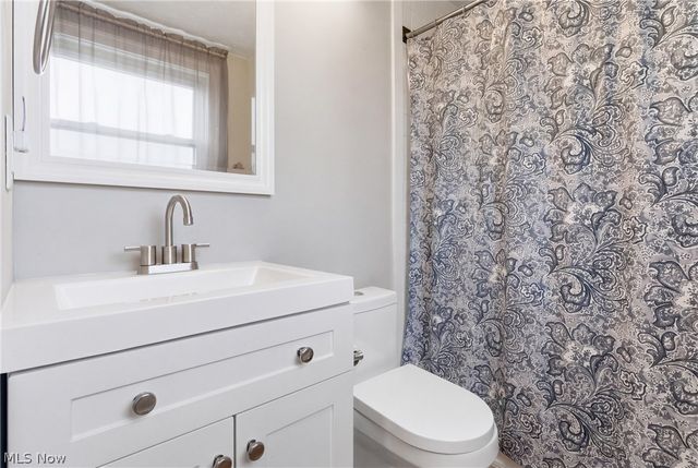 738 Anthony Street, Richmond Heights, OH 44143