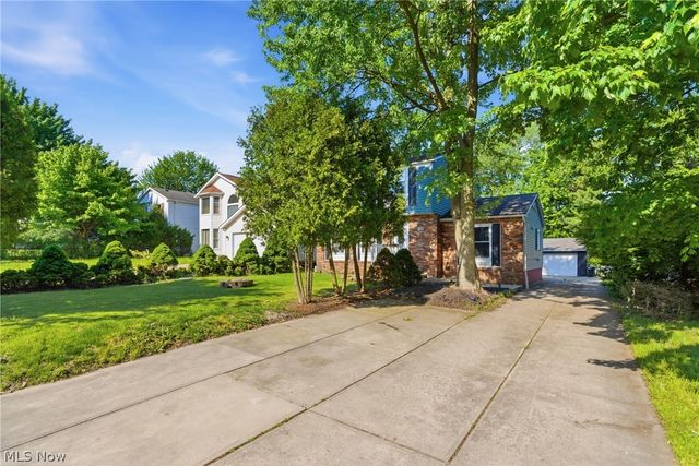 738 Anthony Street, Richmond Heights, OH 44143
