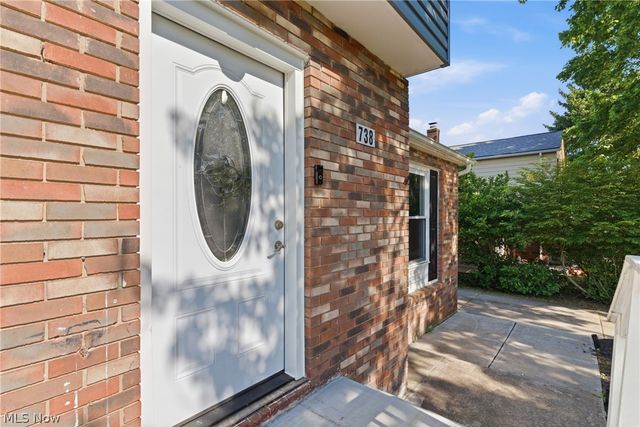 738 Anthony Street, Richmond Heights, OH 44143