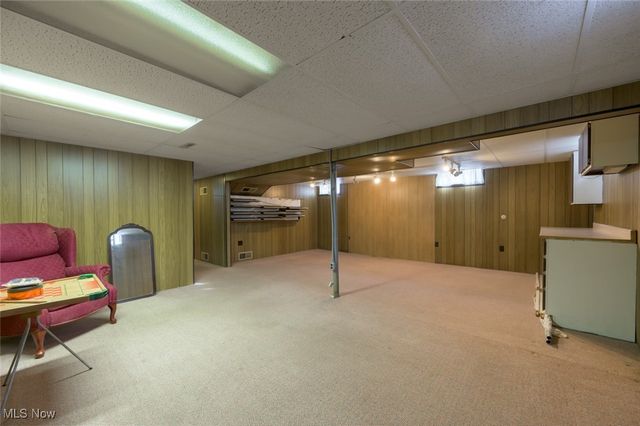 868 Saul Drive, Hubbard, OH 44425