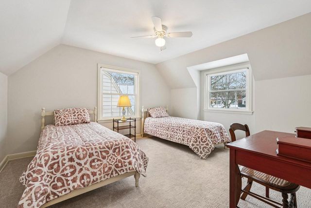 120 W Henry Clay STREET, Whitefish Bay, WI 53217