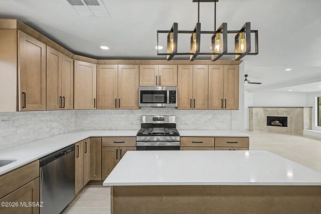 1514 E Lind Road, Tucson, AZ 85719