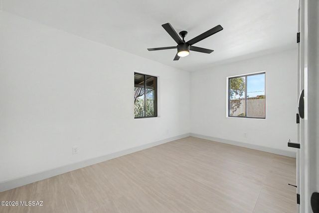 1514 E Lind Road, Tucson, AZ 85719